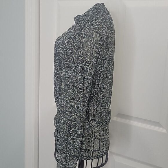 Anthropologie Sheer Printed Turtleneck Pullover. SIZE XS - Picture 4 of 5